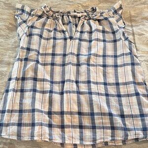 Women’s Plaid sleeveless Cotton Blend Shirt in Blue and Cream